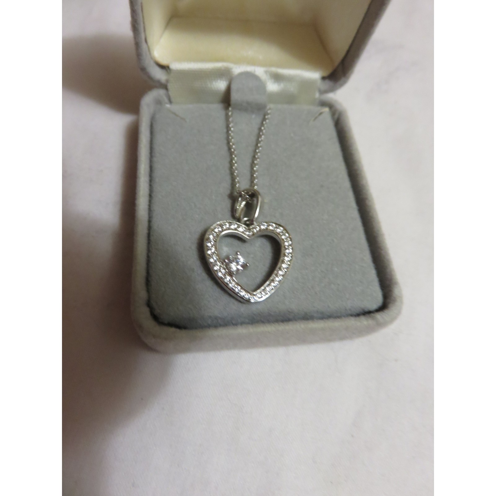 New Without Tags Things Remembered Sterling Heart Necklace
